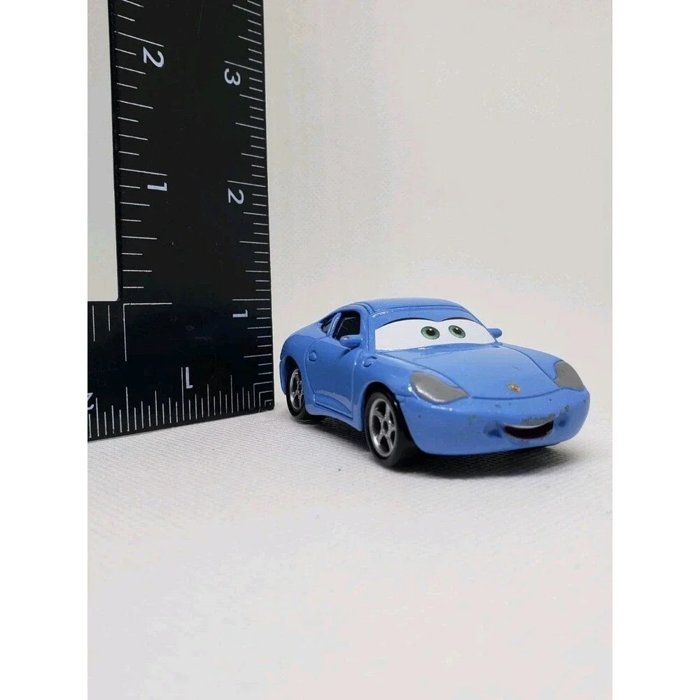 Disney/Pixar/Mattel/Cars Original Car1 Sally 1:55 Diecast Movie Toys Car........